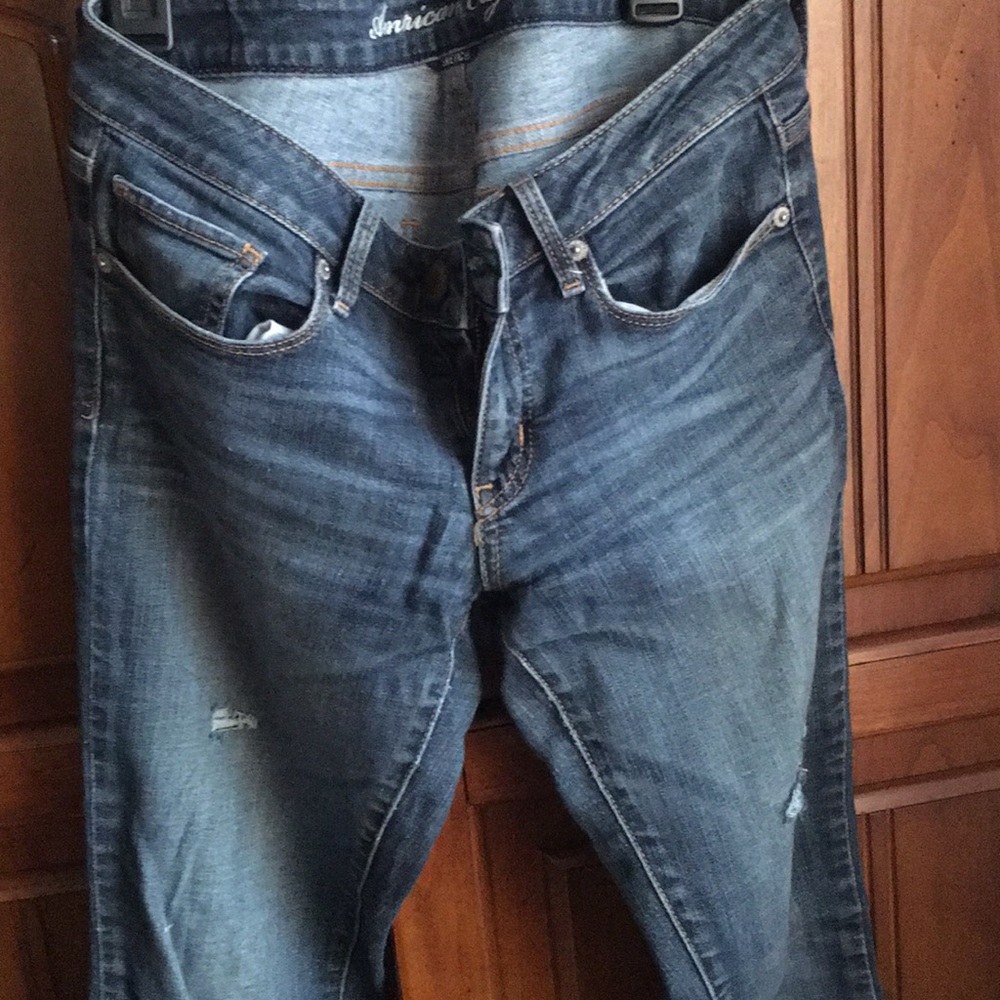 American eagle ripped jeans